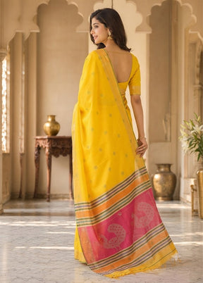Multicolor kalakshetra Silk Saree With Blouse Piece