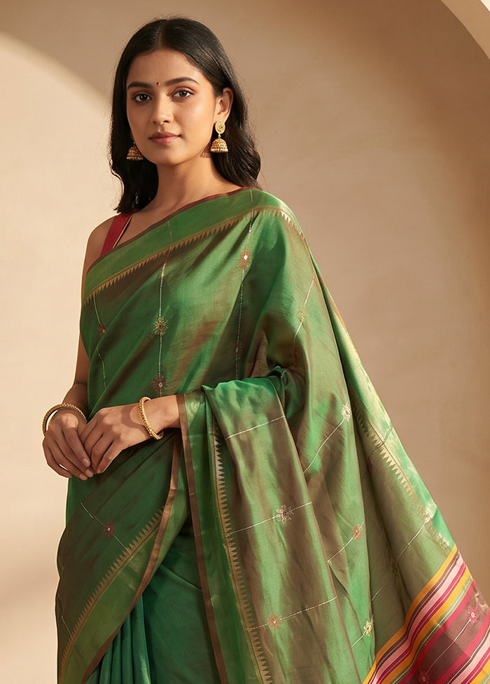 Multicolor kalakshetra Pure Silk Saree With Blouse Piece