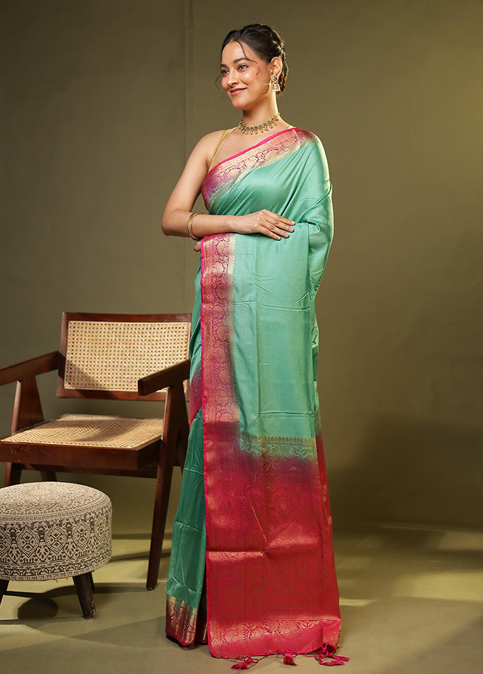 Green Dupion Silk Saree With Blouse Piece