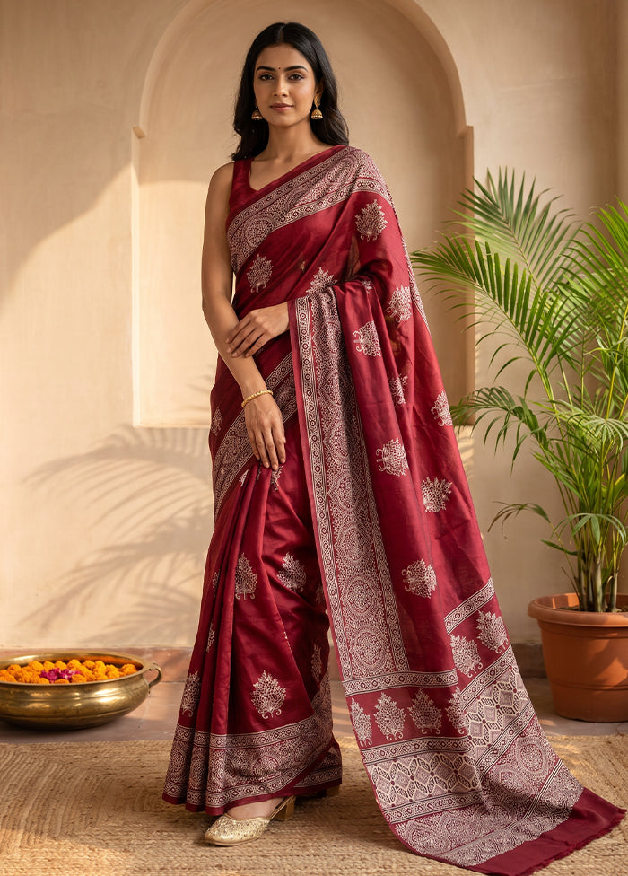 Maroon Printed Silk Saree Without Blouse Piece