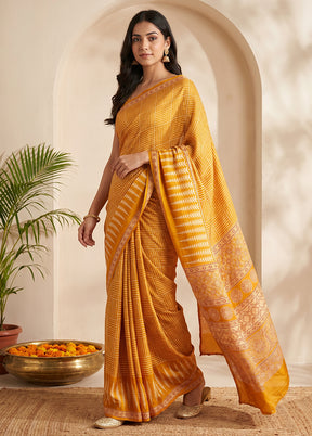 Yellow Printed Silk Saree Without Blouse Piece