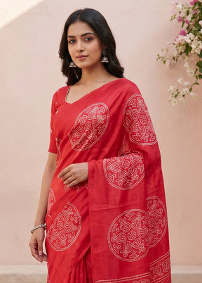 Red Printed Silk Saree Without Blouse Piece