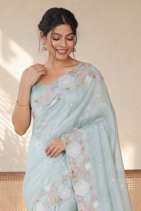 Green Organza Saree With Blouse Piece