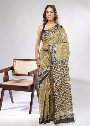 Green Chanderi Cotton Saree With Blouse Piece