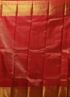 White Handloom Kanchipuram Pure Silk Saree With Blouse Piece