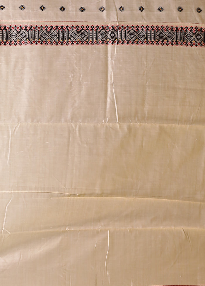 Cream Assam Silk Saree With Blouse Piece