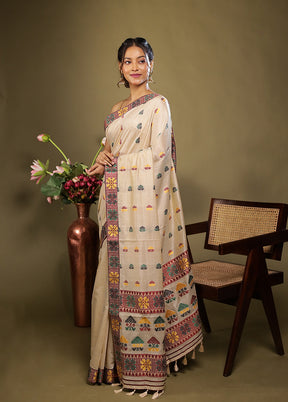 Cream Assam Silk Saree With Blouse Piece