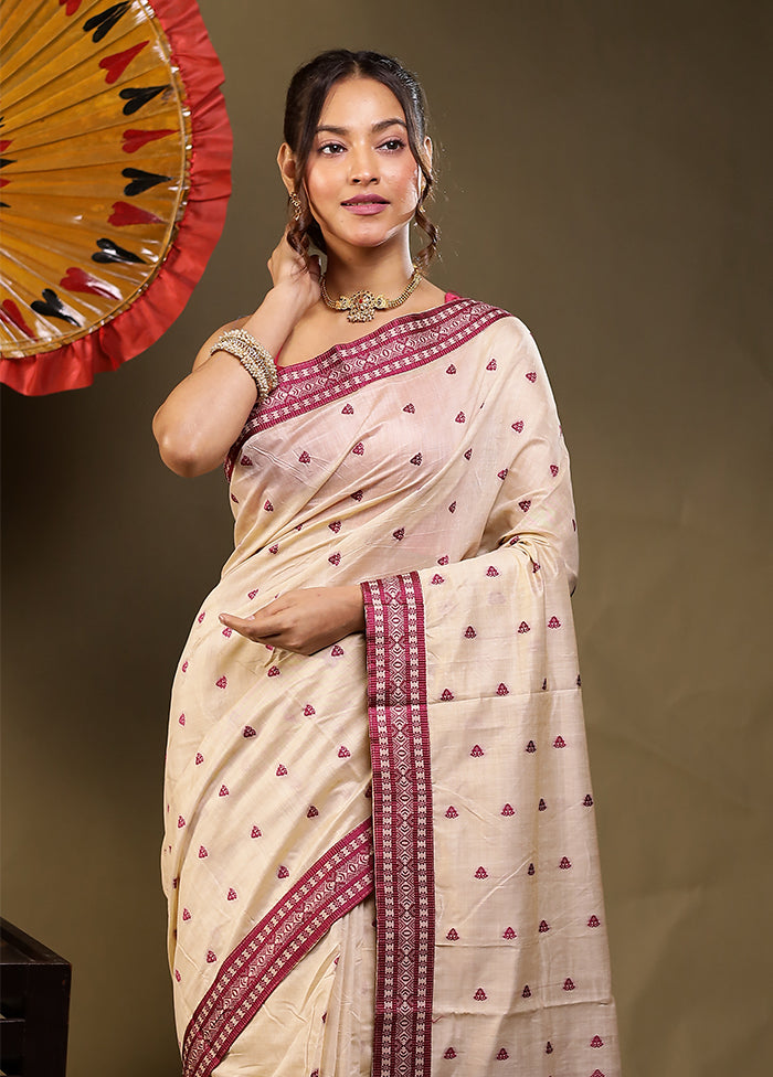 Cream Assam Silk Saree With Blouse Piece