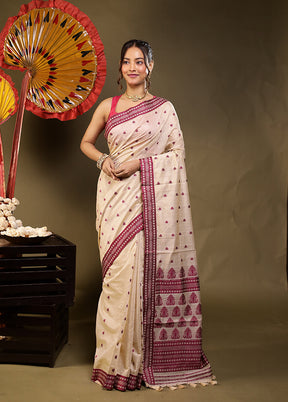 Cream Assam Silk Saree With Blouse Piece