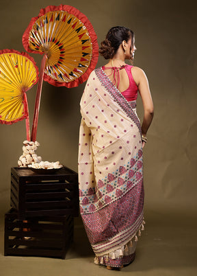 Cream Assam Silk Saree With Blouse Piece