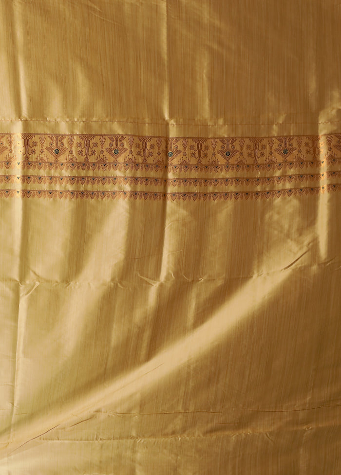 Cream Assam Silk Saree With Blouse Piece