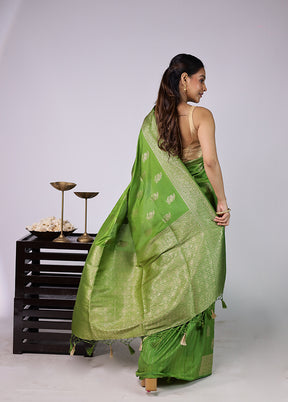 Green Dupion Silk Saree With Blouse Piece