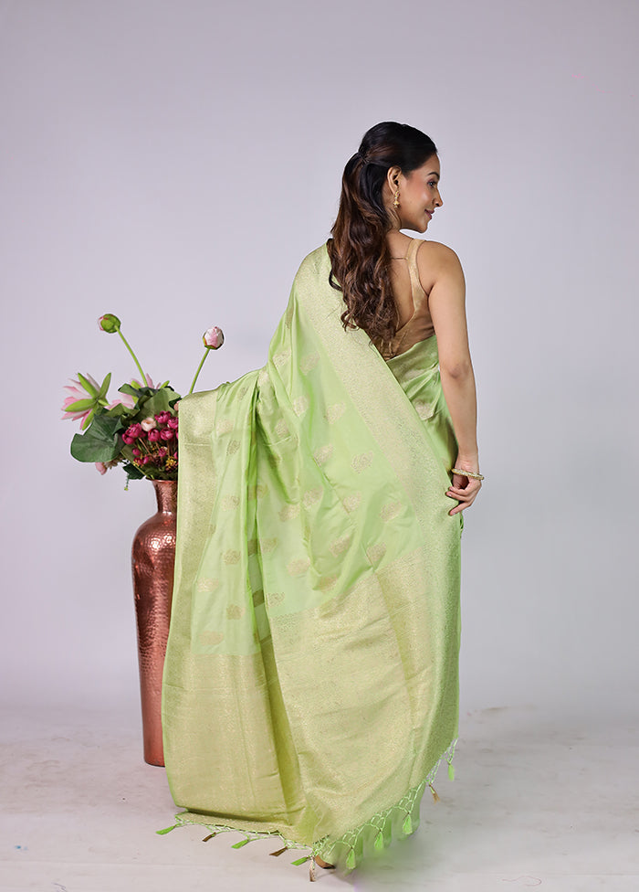 Green Dupion Silk Saree With Blouse Piece