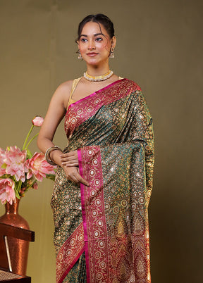 Green Tanchoi Silk Saree With Blouse Piece
