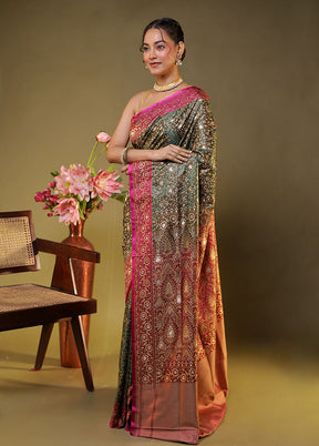 Green Tanchoi Silk Saree With Blouse Piece