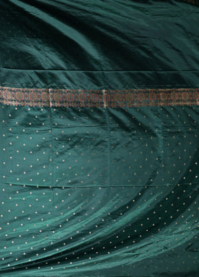 Green Dupion Silk Saree With Blouse Piece