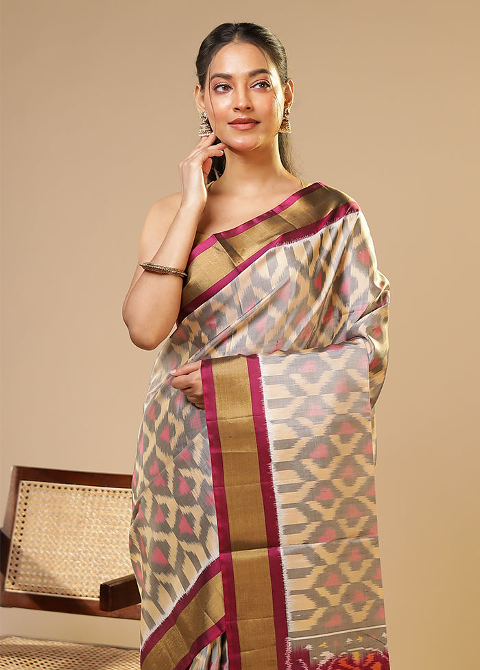 Grey Handloom Kanchipuram Pure Silk Saree With Blouse Piece