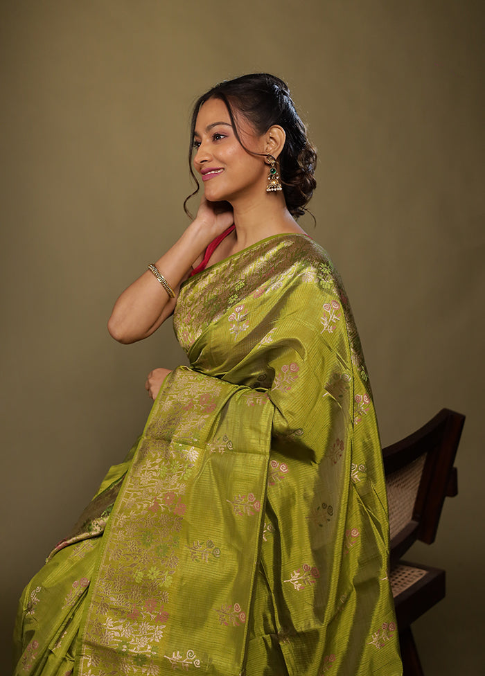Green Dupion Silk Saree With Blouse Piece