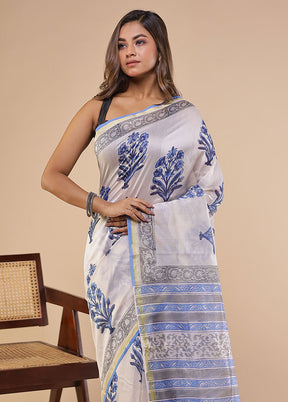 White Chanderi Silk Saree With Blouse Piece