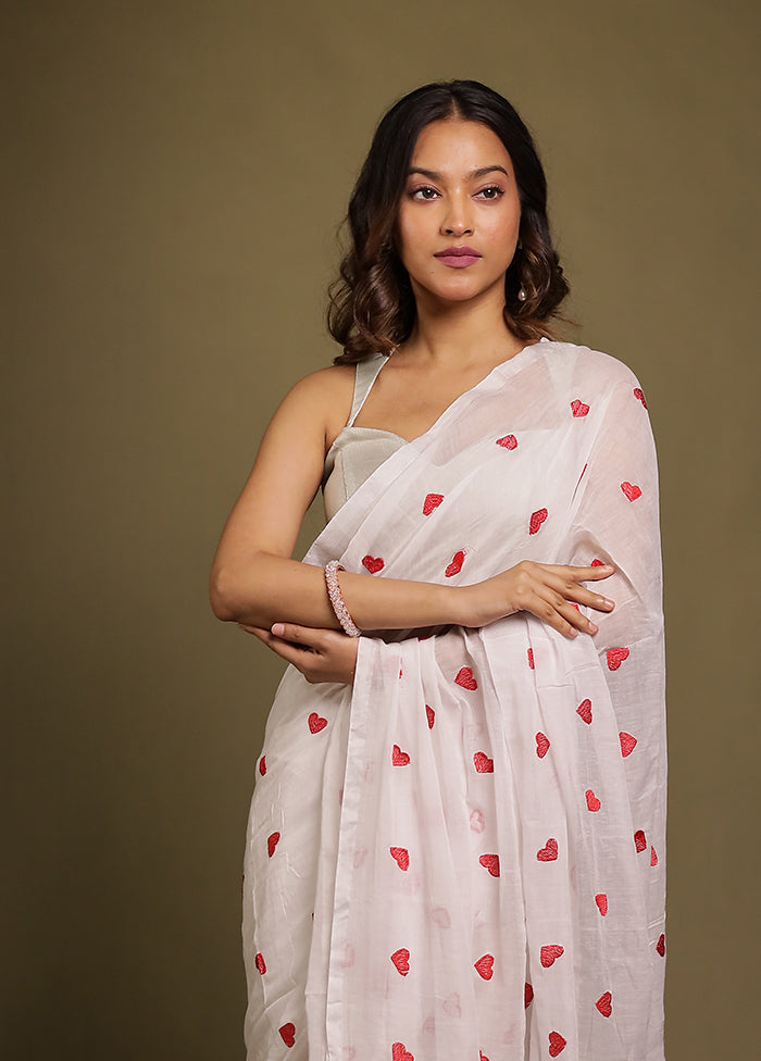 White Mulmul Cotton Saree With Blouse Piece