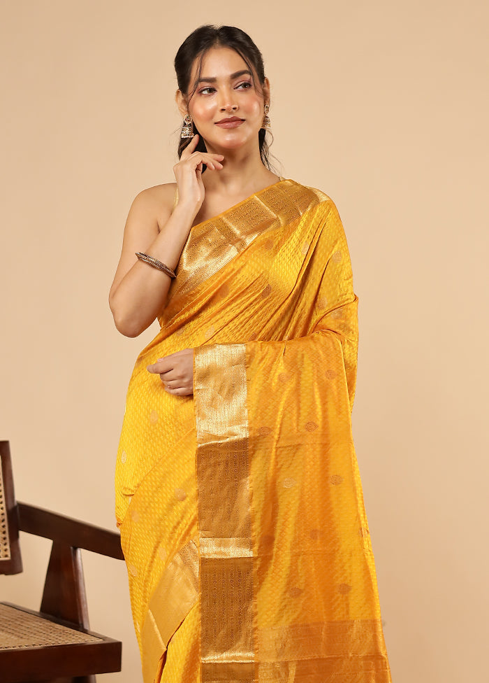 Yellow Handloom Kanjivaram Pure Silk Saree With Blouse Piece