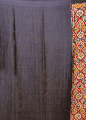 Red Printed Silk Saree Without Blouse Piece