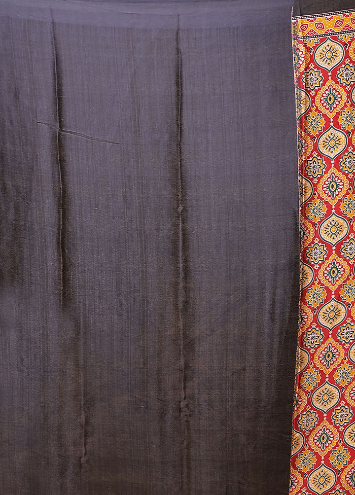 Red Printed Silk Saree Without Blouse Piece