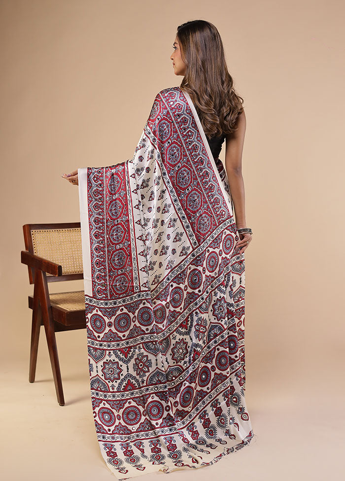 Cream Modal Silk Saree Without Blouse Piece