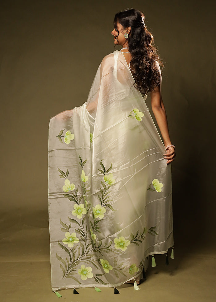 Green Organza Saree With Blouse Piece