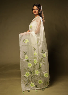 Green Organza Saree With Blouse Piece