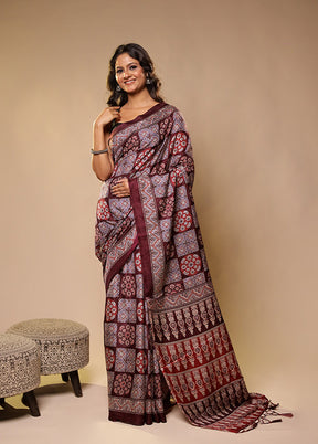 Maroon Printed Silk Saree Without Blouse Piece