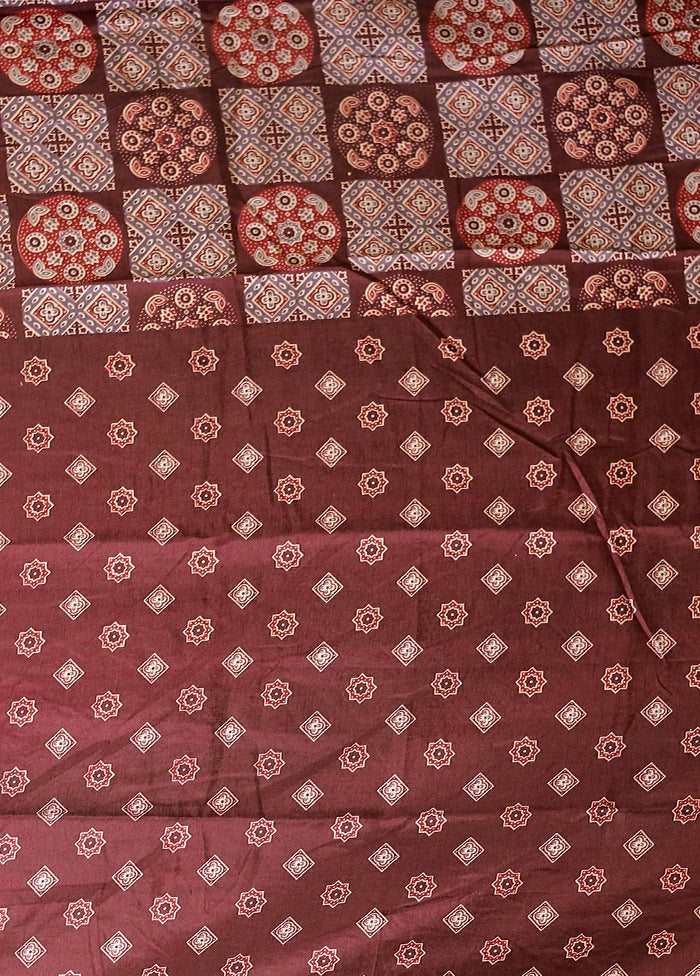 Maroon Printed Silk Saree Without Blouse Piece