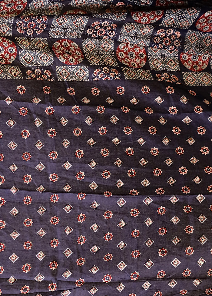 Blue Printed Silk Saree Without Blouse Piece