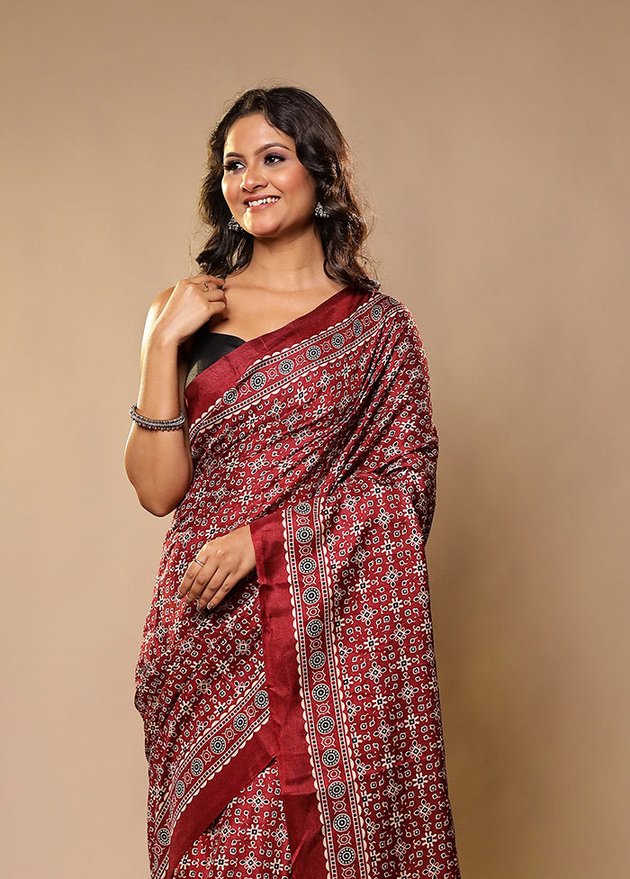 Maroon Printed Silk Saree Without Blouse Piece