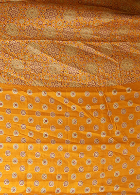Yellow Printed Silk Saree Without Blouse Piece