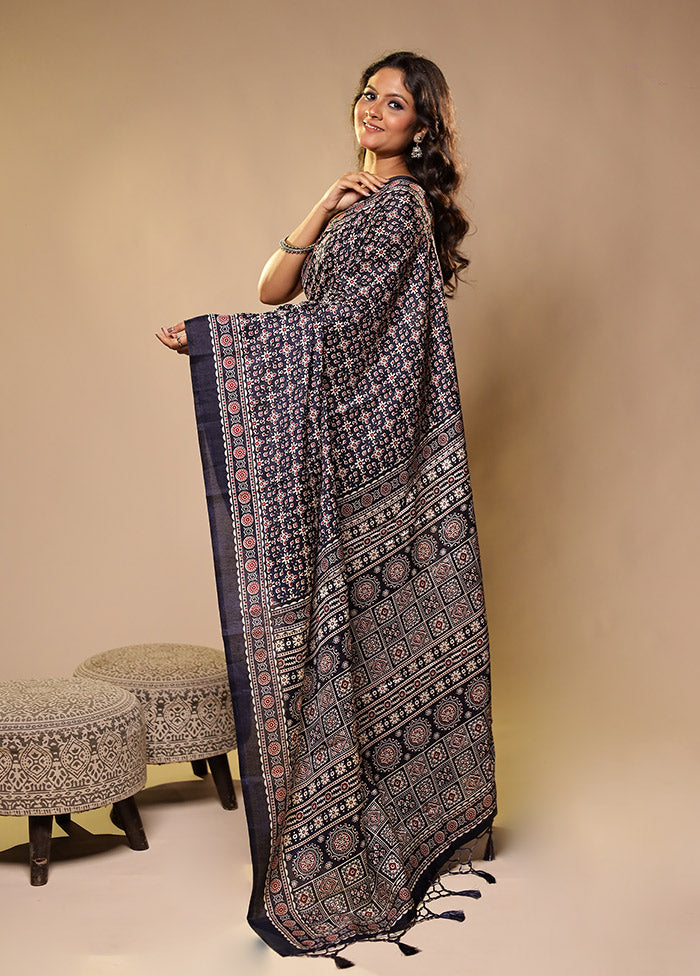 Blue Printed Silk Saree Without Blouse Piece