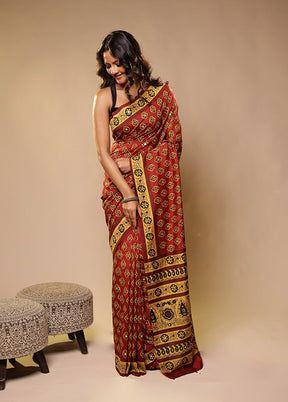 Maroon Printed Silk Saree Without Blouse Piece