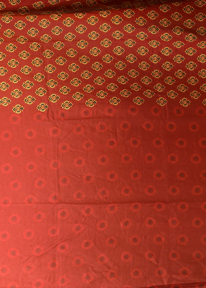 Maroon Printed Silk Saree Without Blouse Piece