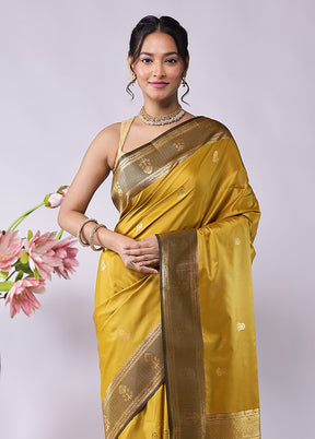 Green Kanjivaram Silk Saree With Blouse Piece