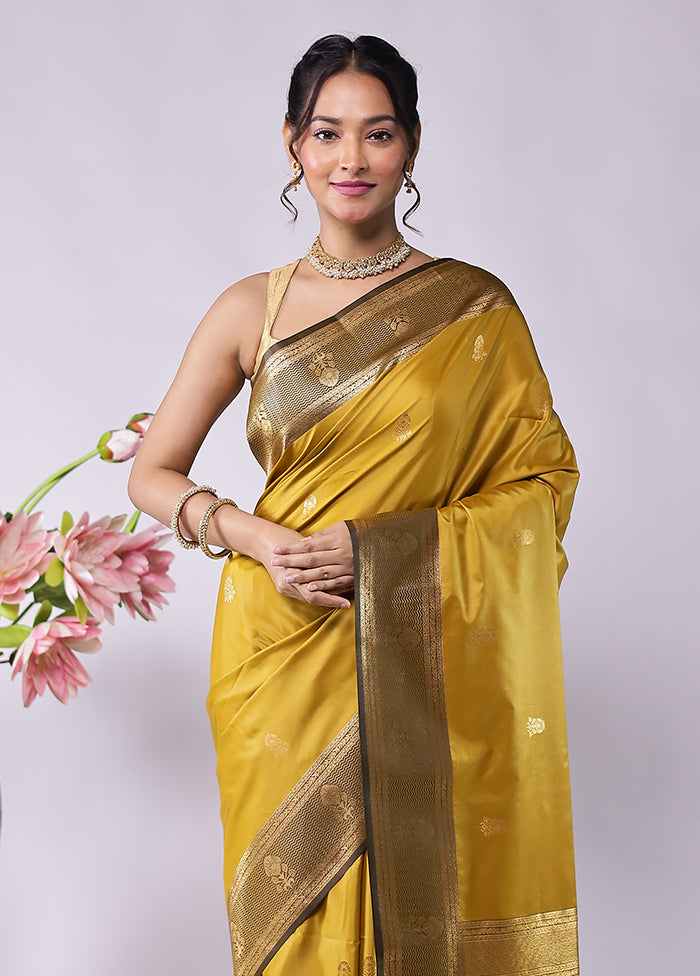 Green Kanjivaram Silk Saree With Blouse Piece