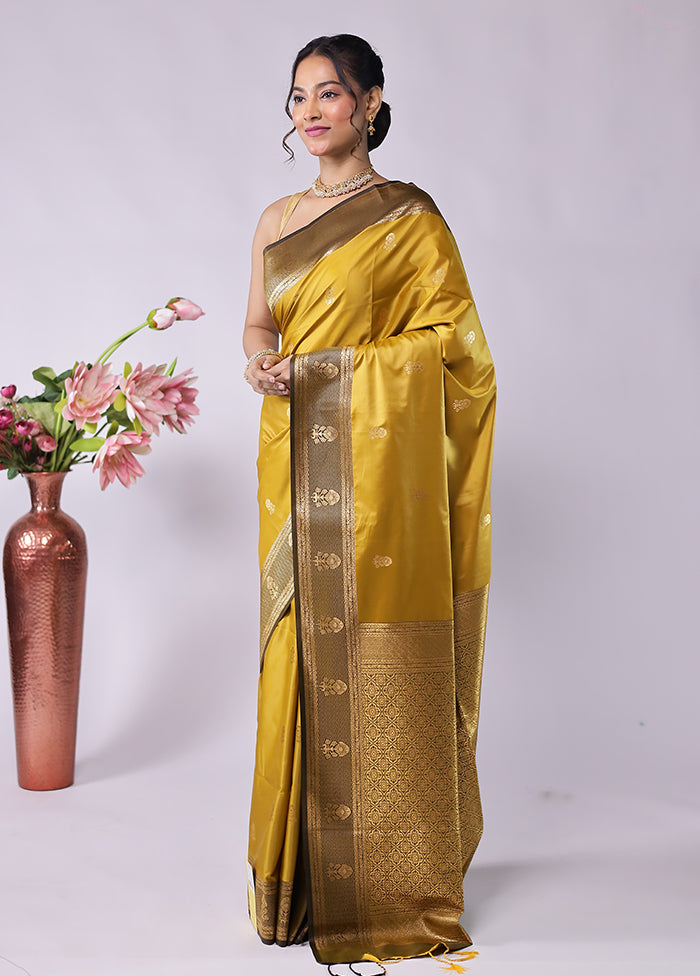 Green Kanjivaram Silk Saree With Blouse Piece