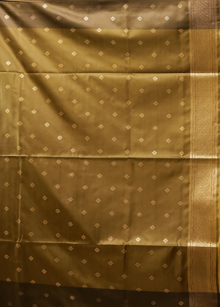 Green Kanjivaram Silk Saree With Blouse Piece