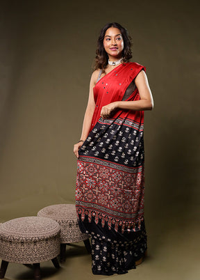 Red Printed Silk Saree Without Blouse Piece