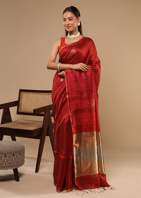 Red Handloom Matka Pure Silk Saree With Blouse Piece