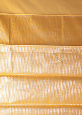 Yellow Kora Silk Saree With Blouse Piece
