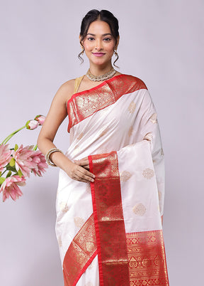 White Kanjivaram Silk Saree With Blouse Piece