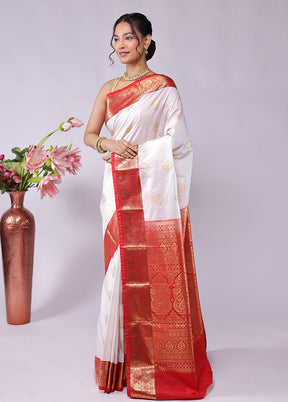 White Kanjivaram Silk Saree With Blouse Piece