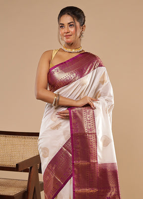 White Kanjivaram Silk Saree With Blouse Piece