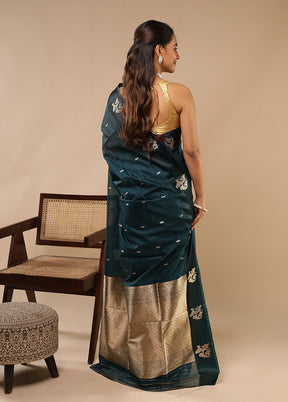 Green Pure Cotton Saree With Blouse Piece