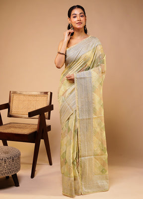 Green Pure Cotton Saree With Blouse Piece